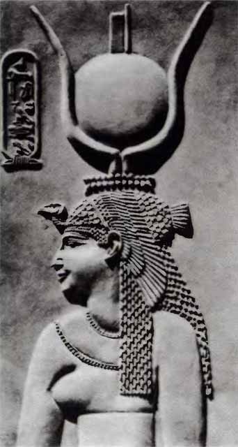 Иллюстрация к книге — Клеопатра, или Неподражаемая [i_063.jpg]