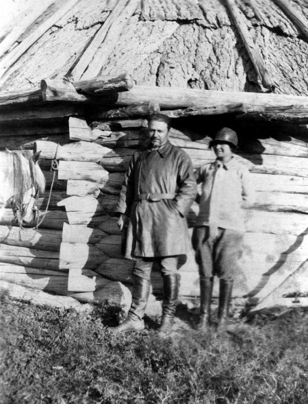 Иллюстрация к книге — Воспоминания о Рерихах [i_047.jpg]