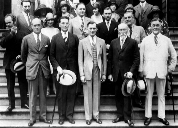 Иллюстрация к книге — Воспоминания о Рерихах [i_053.jpg]