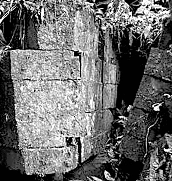 Иллюстрация к книге — Империя Четырех Сторон [i_060.jpg]