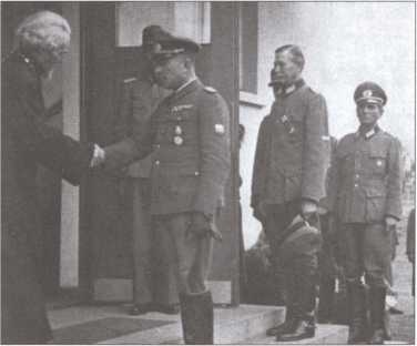 Иллюстрация к книге — Первая Русская национальная армия против СССР. Война и политика [i_020.jpg]