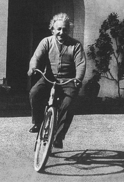 Иллюстрация к книге — Эйнштейн [i_052.jpg]