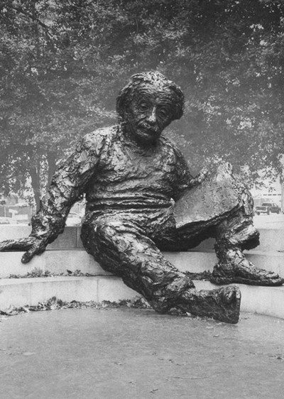 Иллюстрация к книге — Эйнштейн [i_067.jpg]