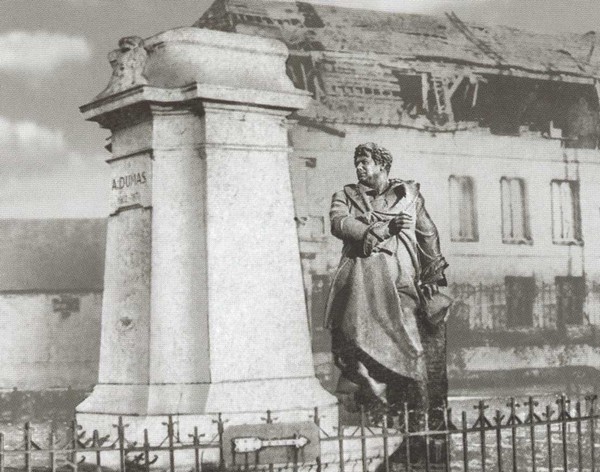 Иллюстрация к книге — Дюма [i_053.jpg]