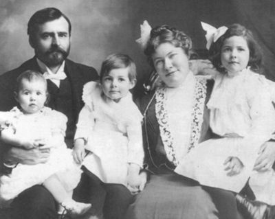 Иллюстрация к книге — Хемингуэй [i_004.jpg]