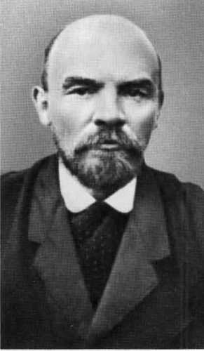 Иллюстрация к книге — Лев Троцкий [i_022.jpg]