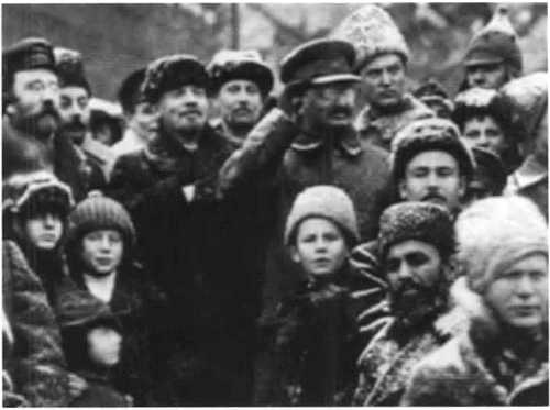 Иллюстрация к книге — Лев Троцкий [i_030.jpg]