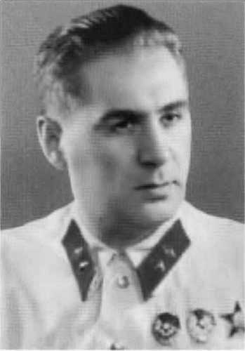 Иллюстрация к книге — Лев Троцкий [i_070.jpg]