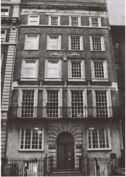 Иллюстрация к книге — Франклин Рузвельт [i_031.jpg]