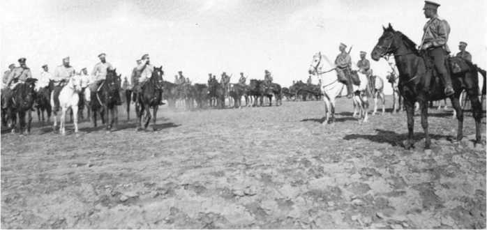 Иллюстрация к книге — Генерал Деникин [i_015.jpg]