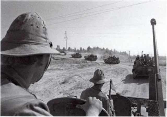 Иллюстрация к книге — Громов [i_048.jpg]