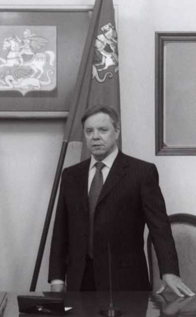 Иллюстрация к книге — Громов [i_061.jpg]