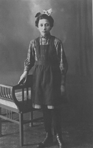 Иллюстрация к книге — Мой век [i_015.jpg]