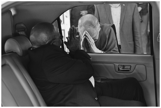 Иллюстрация к книге — Книга радости. Как быть счастливым в меняющемся мире [img_11.jpg]