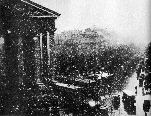 Иллюстрация к книге — Таков мой век [i_034.jpg]