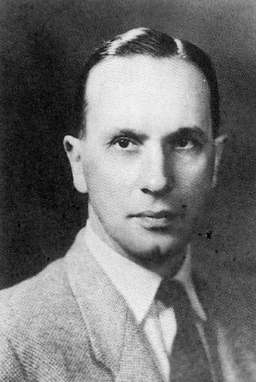 Иллюстрация к книге — Таков мой век [i_066.jpg]