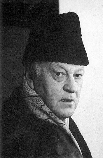 Иллюстрация к книге — Таков мой век [i_070.jpg]