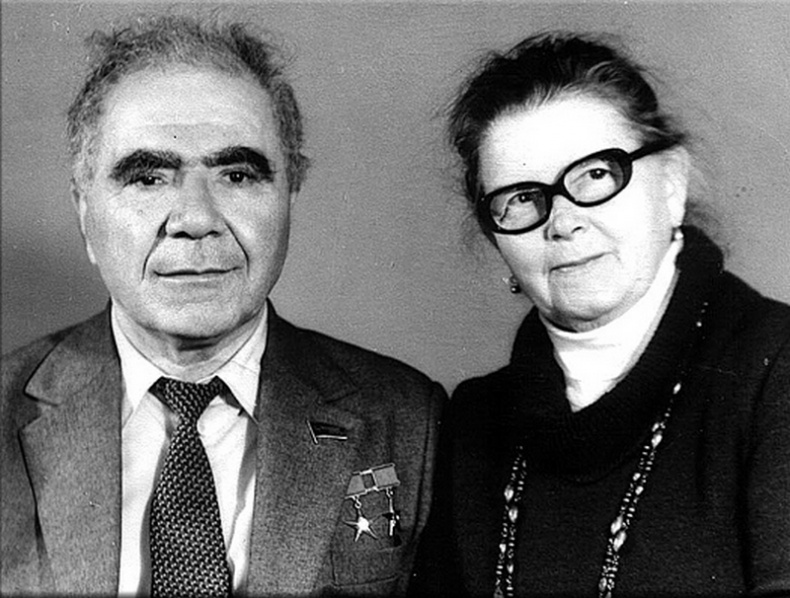 Иллюстрация к книге — Амбарцумян [i_063.jpg]