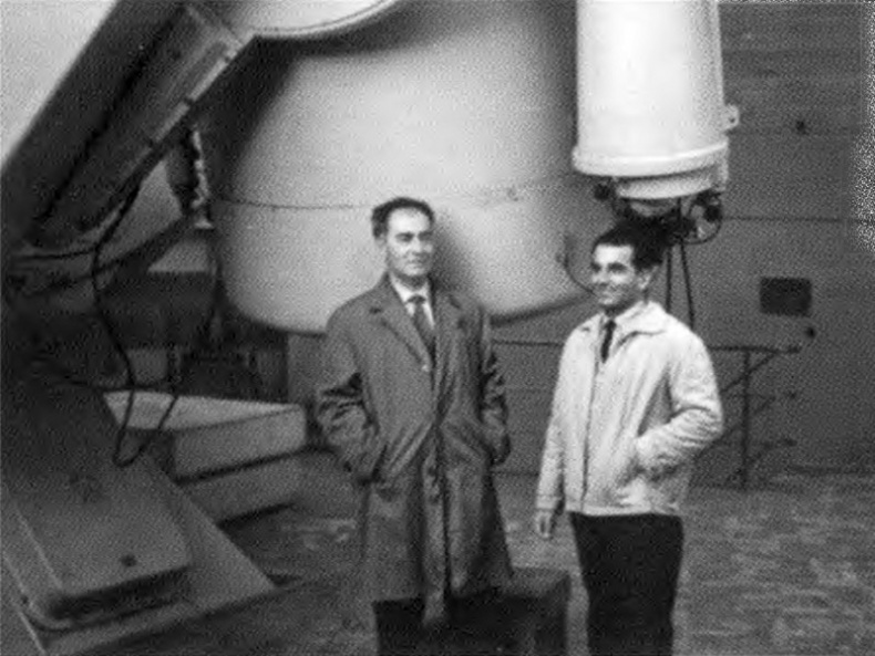 Иллюстрация к книге — Амбарцумян [i_065.jpg]