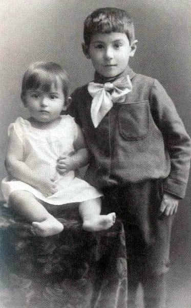 Иллюстрация к книге — Катаев. Погоня за вечной весной [i_011.jpg]