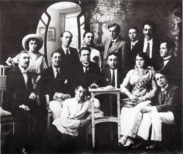 Иллюстрация к книге — Катаев. Погоня за вечной весной [i_019.jpg]