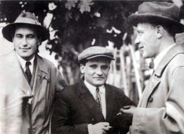 Иллюстрация к книге — Катаев. Погоня за вечной весной [i_046.jpg]