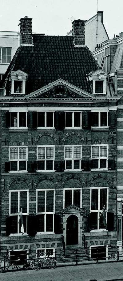 Иллюстрация к книге — Глаза Рембрандта [i_224.jpg]