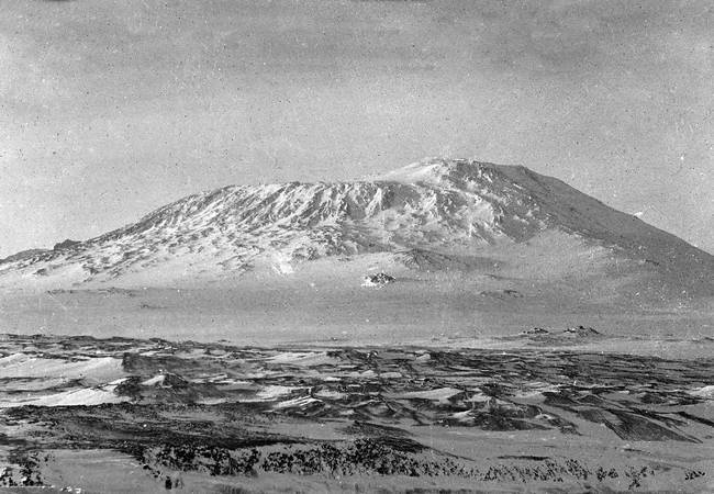 Иллюстрация к книге — В сердце Антарктики [i_070.jpg]