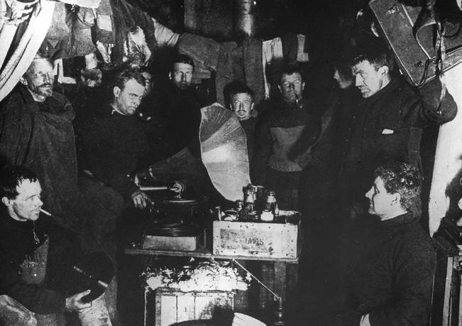 Иллюстрация к книге — В сердце Антарктики [i_087.jpg]