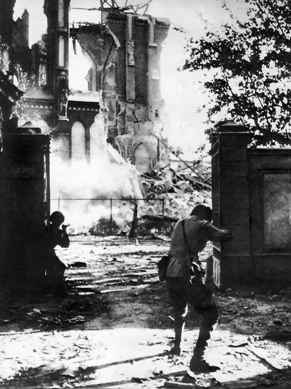 Иллюстрация к книге — Танковая гвардия в бою [autogen_ebook_id256.jpg]