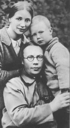 Иллюстрация к книге — Позвонки минувших дней [img_12.jpg]