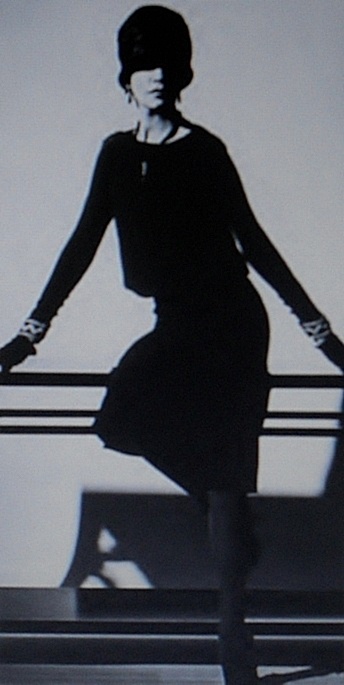 Иллюстрация к книге — Загадочная Коко Шанель [_009.jpg]