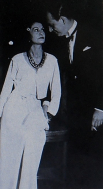 Иллюстрация к книге — Загадочная Коко Шанель [_013.jpg]