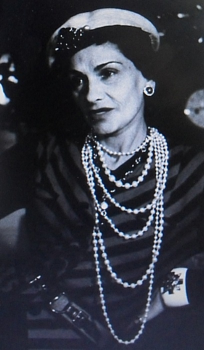 Иллюстрация к книге — Загадочная Коко Шанель [_015.jpg]