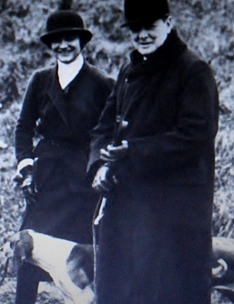 Иллюстрация к книге — Загадочная Коко Шанель [_027.jpg]