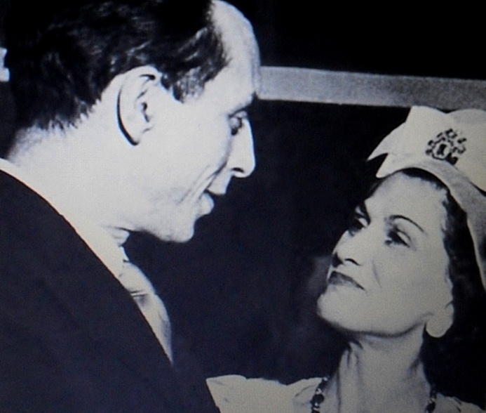 Иллюстрация к книге — Загадочная Коко Шанель [_030.jpg]