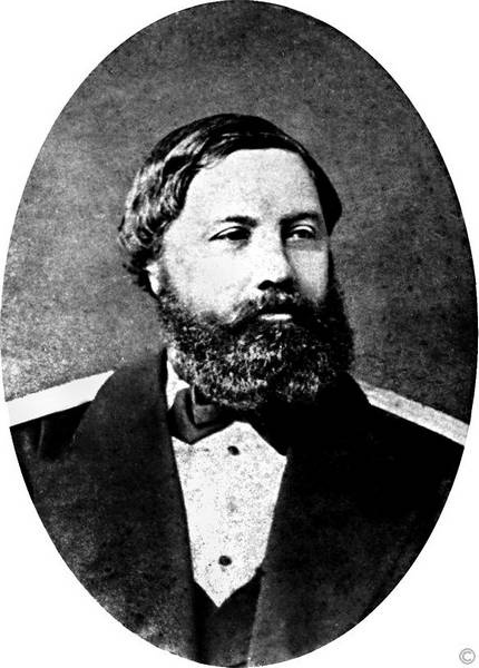 Иллюстрация к книге — Зодчий. Жизнь Николая Гумилева [i_002.jpg]