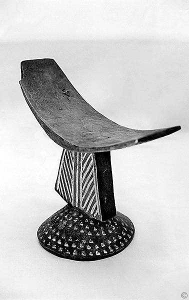 Иллюстрация к книге — Зодчий. Жизнь Николая Гумилева [i_074.jpg]