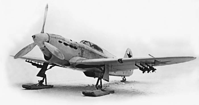 Иллюстрация к книге — Неизвестный Яковлев. "Железный" авиаконструктор [neizyak_1672_img_033.jpg]