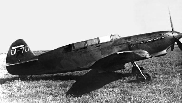 Иллюстрация к книге — Неизвестный Яковлев. "Железный" авиаконструктор [neizyak_1672_img_042.jpg]