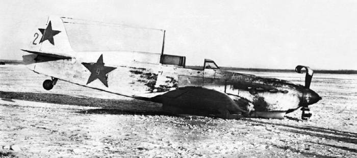 Иллюстрация к книге — Неизвестный Яковлев. "Железный" авиаконструктор [neizyak_1672_img_056.jpg]