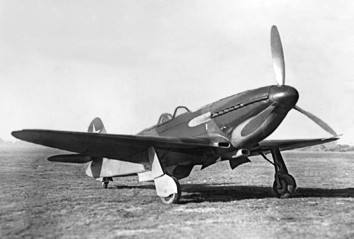 Иллюстрация к книге — Неизвестный Яковлев. "Железный" авиаконструктор [neizyak_1672_img_079.jpg]