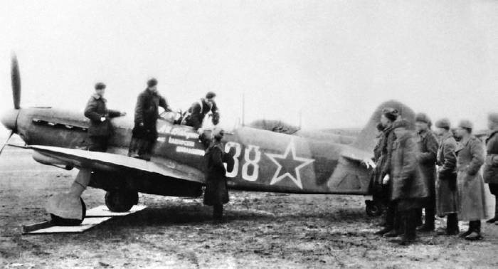 Иллюстрация к книге — Неизвестный Яковлев. &quot;Железный&quot; авиаконструктор [neizyak_1672_img_089.jpg]