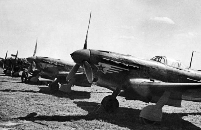 Иллюстрация к книге — Неизвестный Яковлев. &quot;Железный&quot; авиаконструктор [neizyak_1672_img_092.jpg]