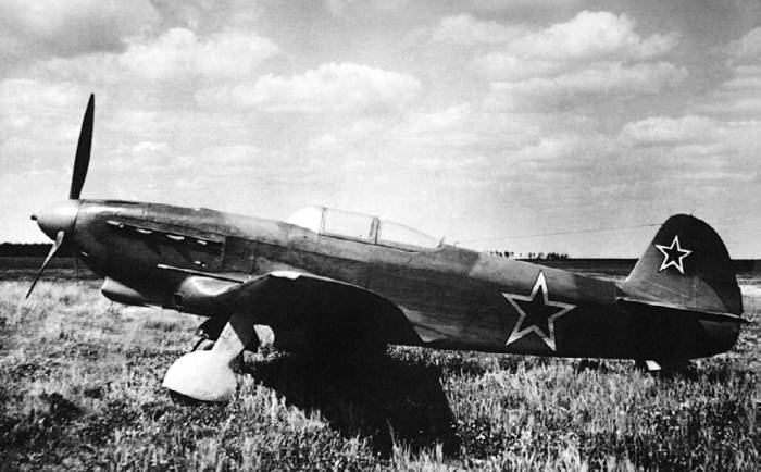 Иллюстрация к книге — Неизвестный Яковлев. "Железный" авиаконструктор [neizyak_1672_img_103.jpg]