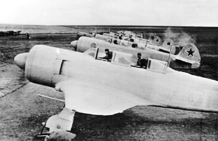 Иллюстрация к книге — Неизвестный Яковлев. "Железный" авиаконструктор [neizyak_1672_img_129.jpg]