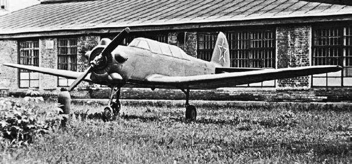 Иллюстрация к книге — Неизвестный Яковлев. "Железный" авиаконструктор [neizyak_1672_img_137.jpg]