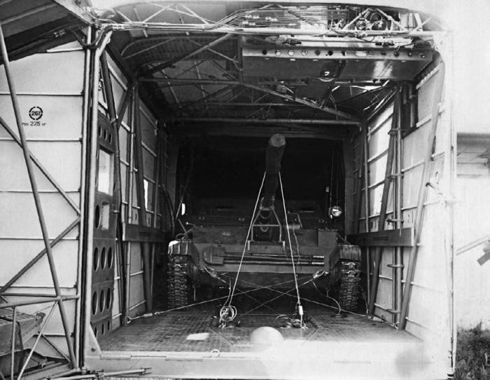 Иллюстрация к книге — Неизвестный Яковлев. "Железный" авиаконструктор [neizyak_1672_img_167.jpg]