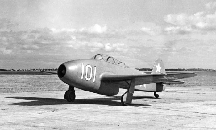 Иллюстрация к книге — Неизвестный Яковлев. "Железный" авиаконструктор [neizyak_1672_img_183.jpg]