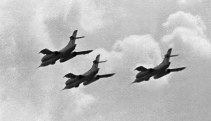 Иллюстрация к книге — Неизвестный Яковлев. "Железный" авиаконструктор [neizyak_1672_img_240.jpg]